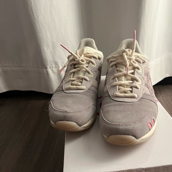 END x Asics Gel Lyte III Pearl Size 9.5 - Picture 4 of 7